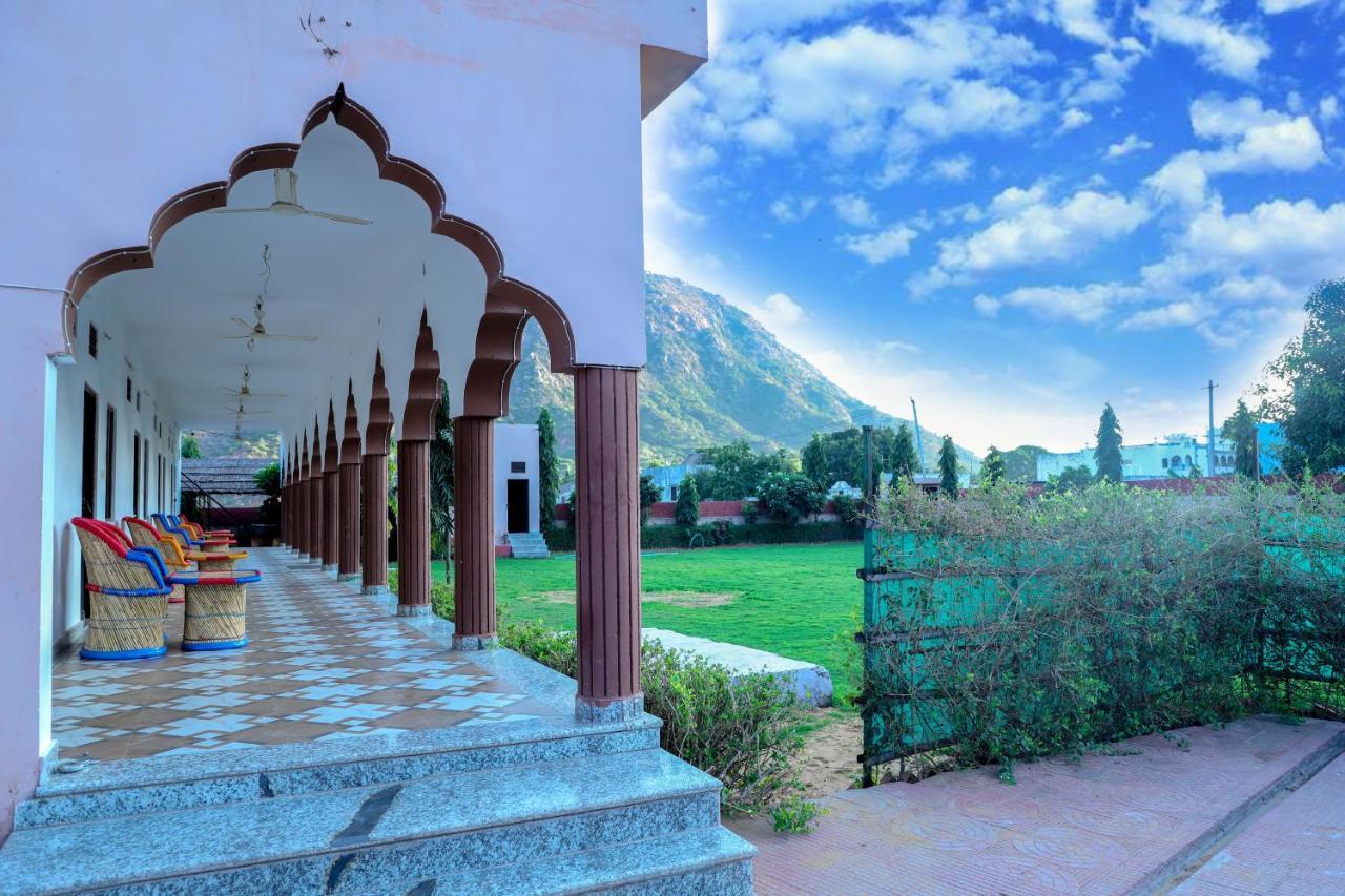 Pari Resort With Nature View Πουσκάρ Εξωτερικό φωτογραφία