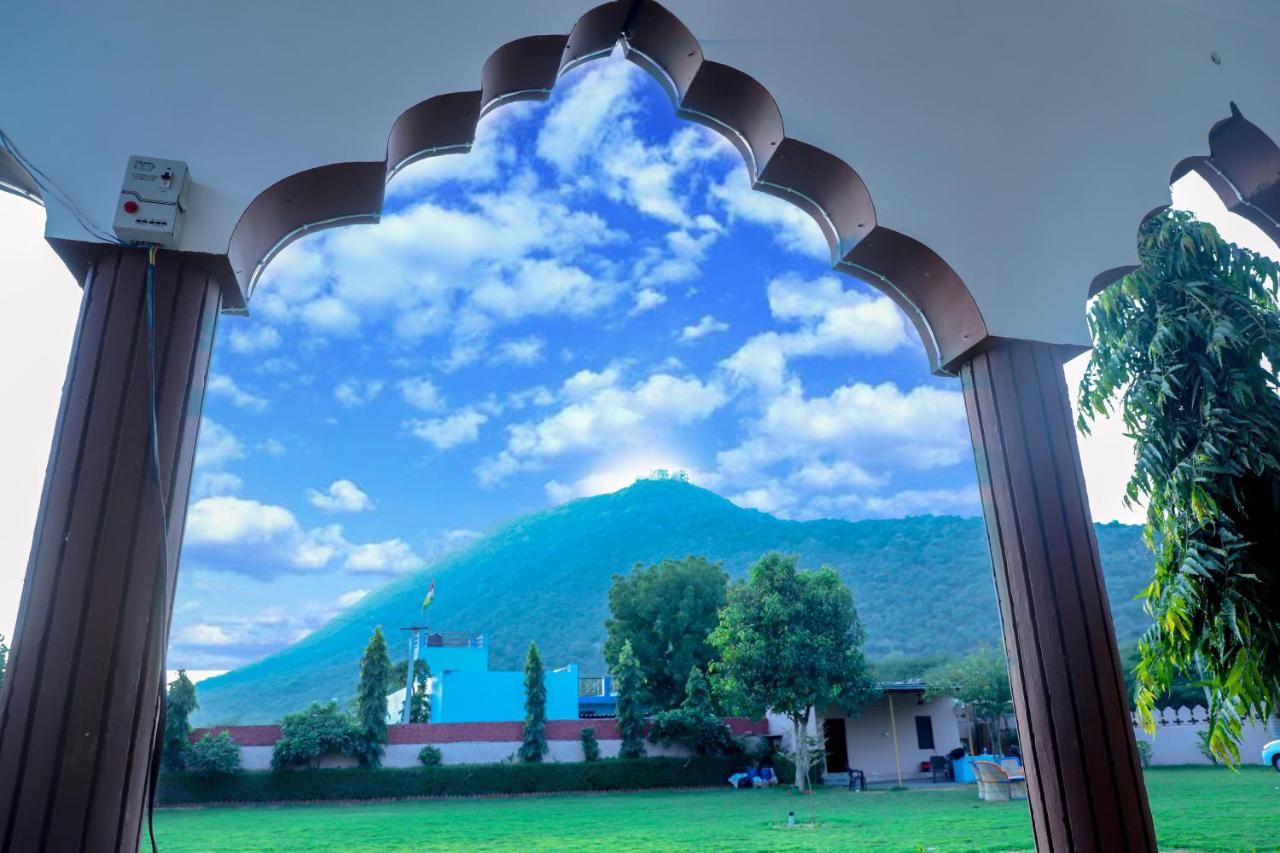 Pari Resort With Nature View Πουσκάρ Εξωτερικό φωτογραφία
