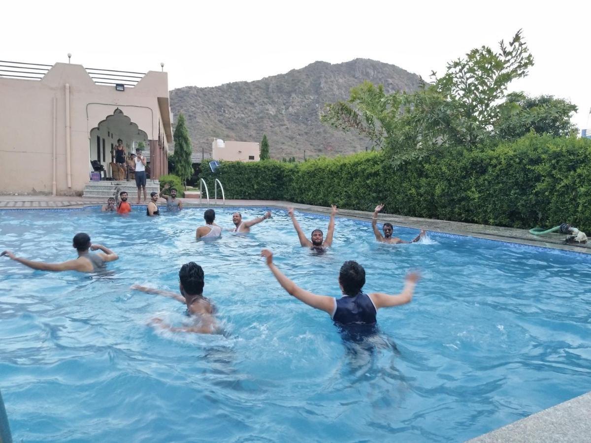 Pari Resort With Nature View Πουσκάρ Εξωτερικό φωτογραφία